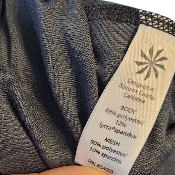 Athleta Women's Dark Camo Leggings Size S - Picture 6 of 6